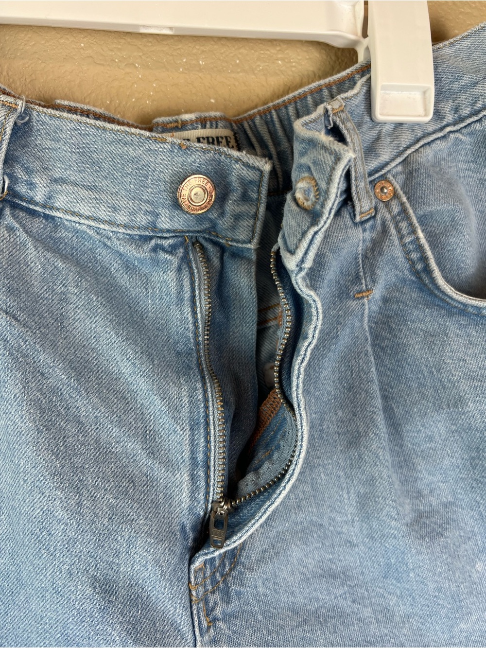 free people danni high rise short - Picture 8 of 12